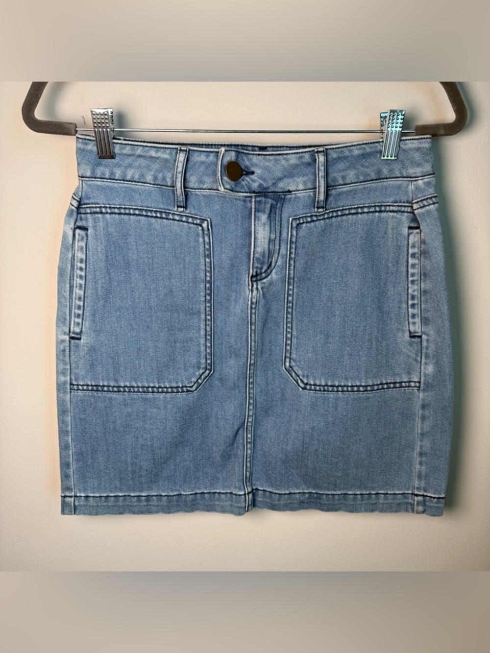 Ann Taylor LOFT Denim Mini Skirt | Light Wash | Size 4P